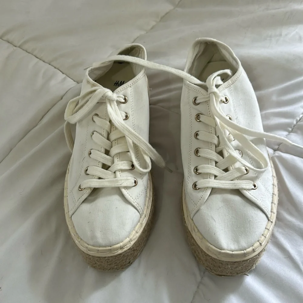 H&M Cream Espadrille Platform Sneakers size 7/38 casual lace up sneaker